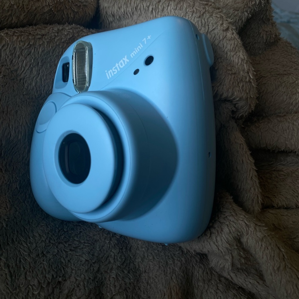 Polaroid camera -2021